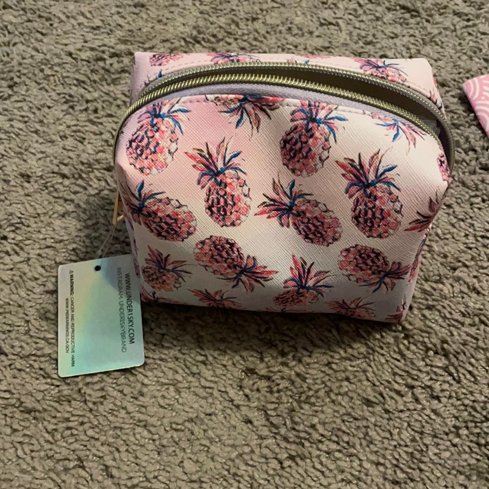 Pineapple makeup bag